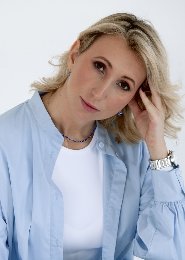 Алла Жулидова